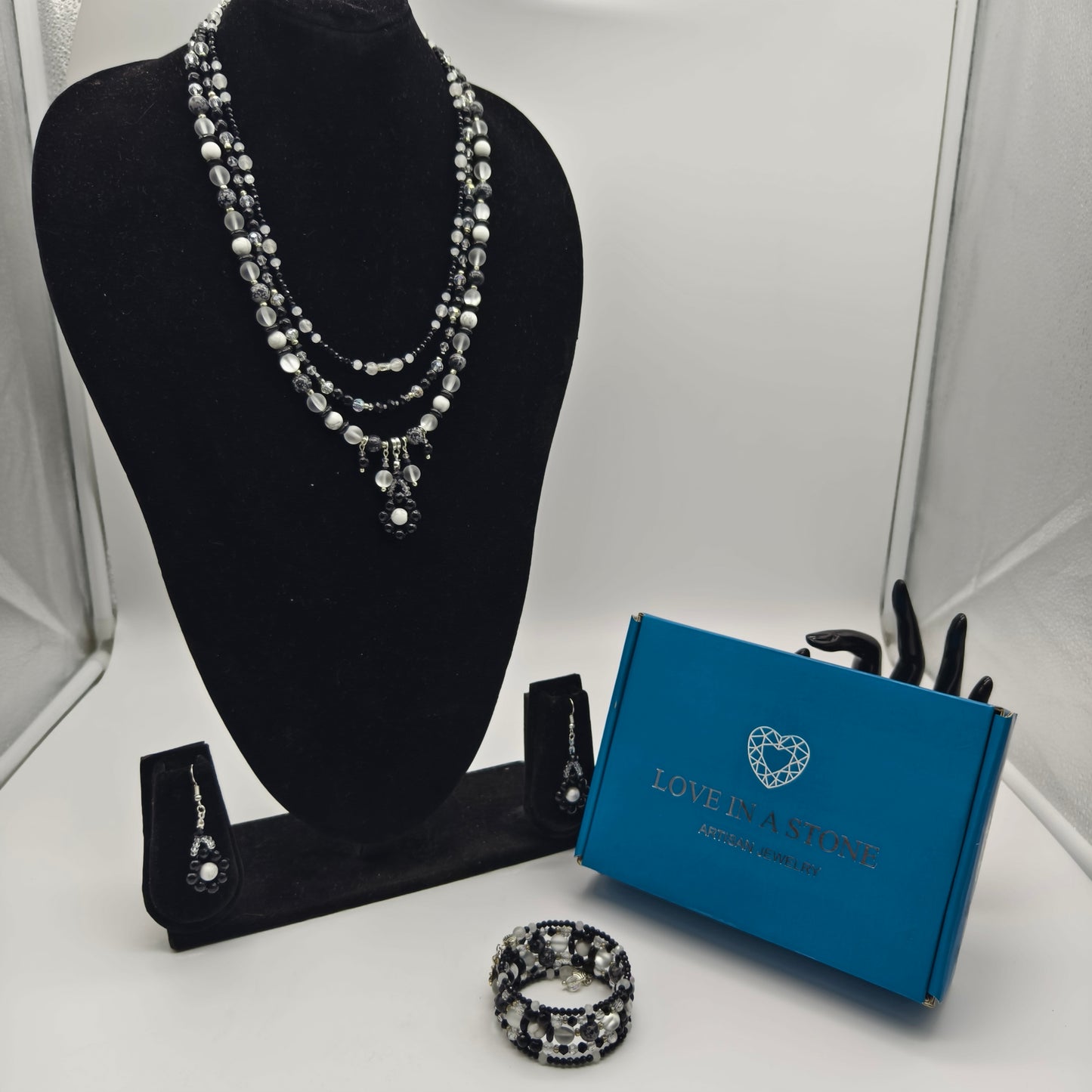Midnight Blossom Necklace Set
