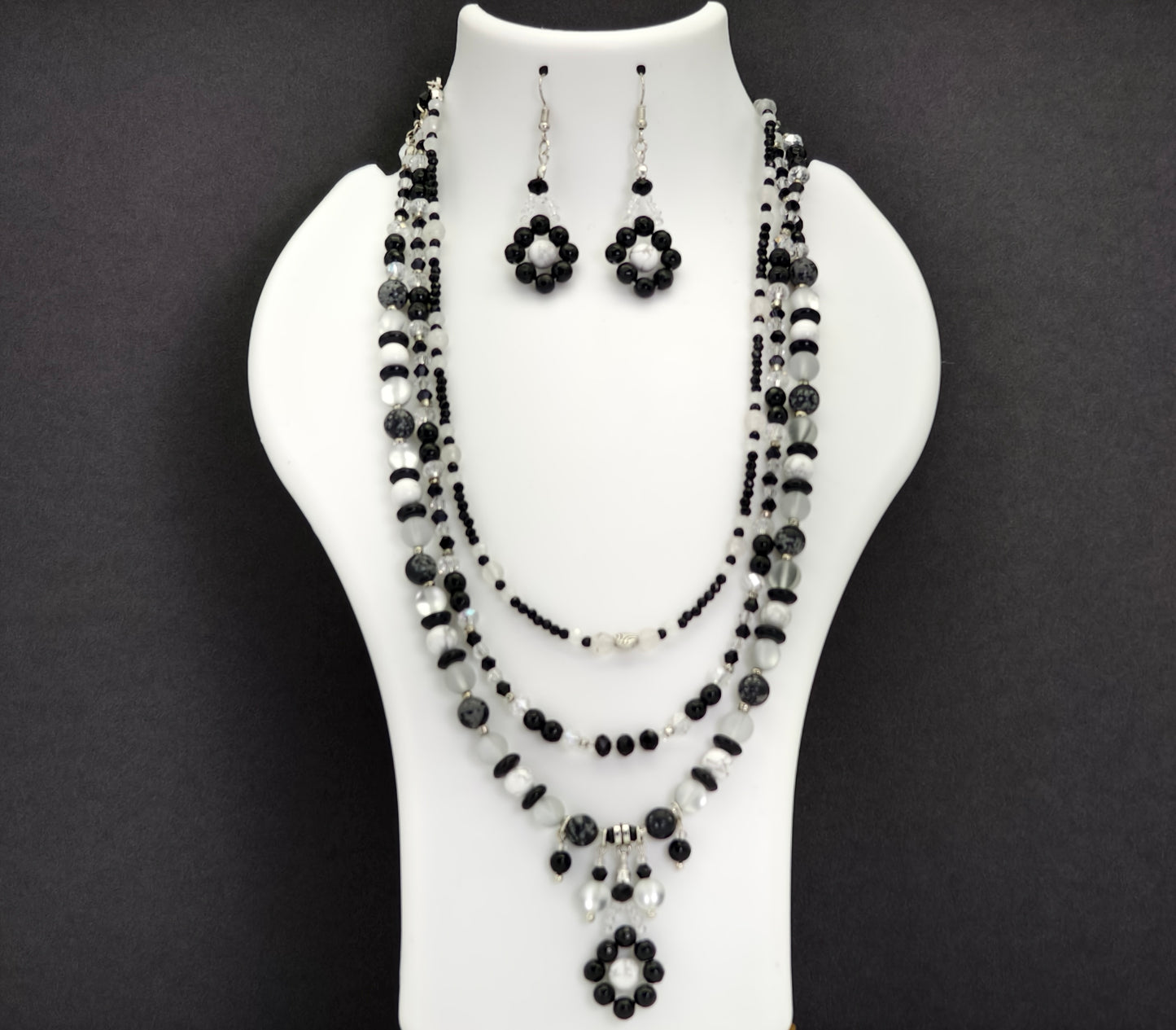 Midnight Blossom Necklace Set